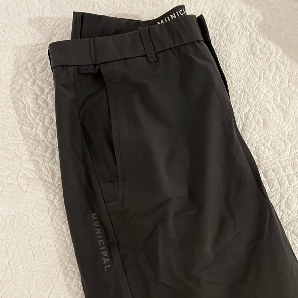 New municipal golf pants